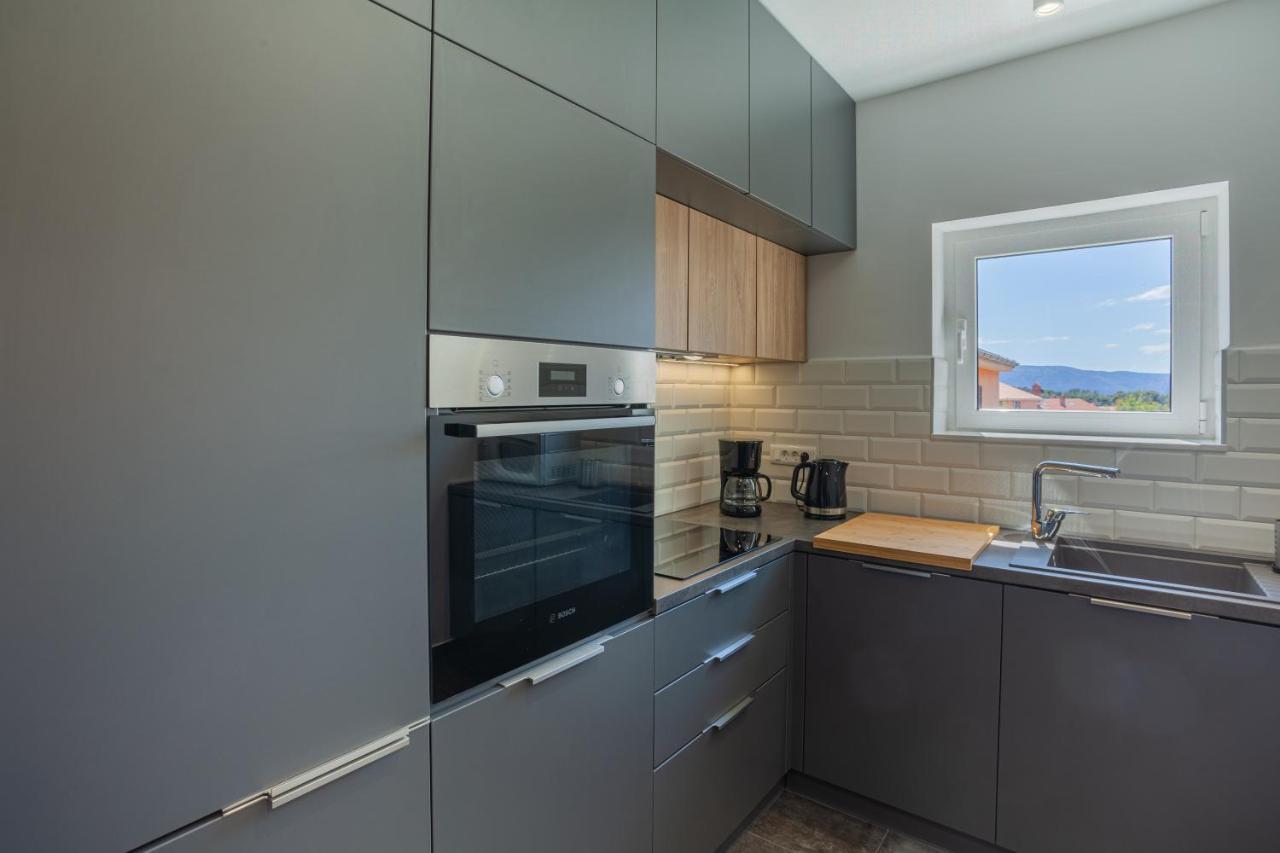 Apartman Petra Cres Exteriér fotografie