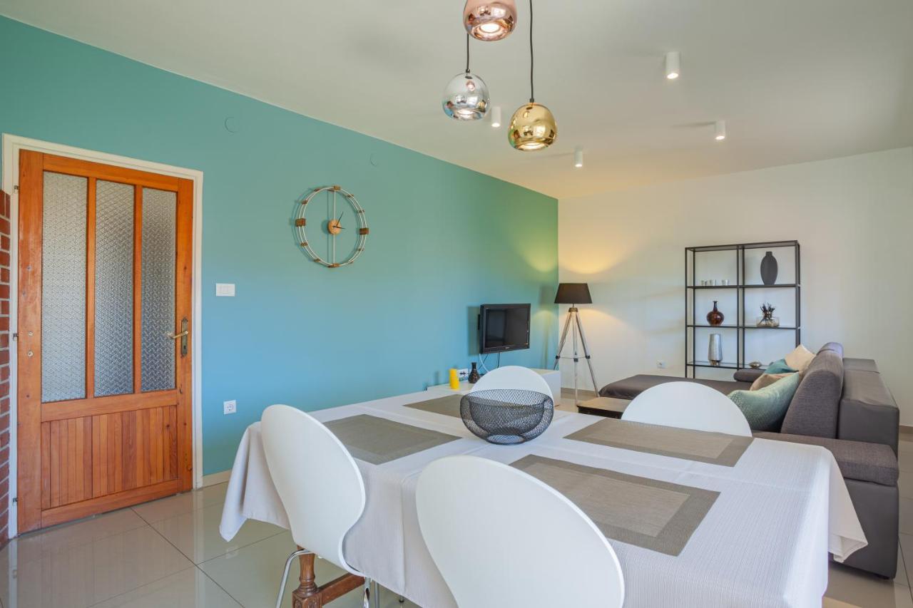 Apartman Petra Cres Exteriér fotografie