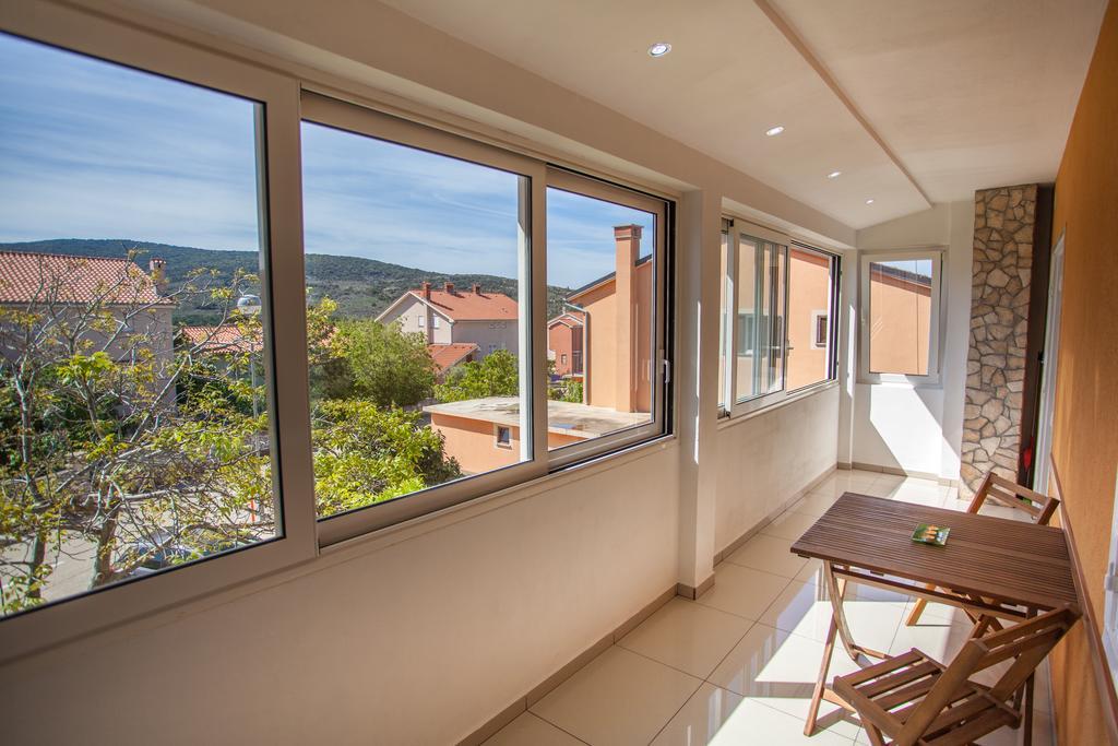 Apartman Petra Cres Exteriér fotografie