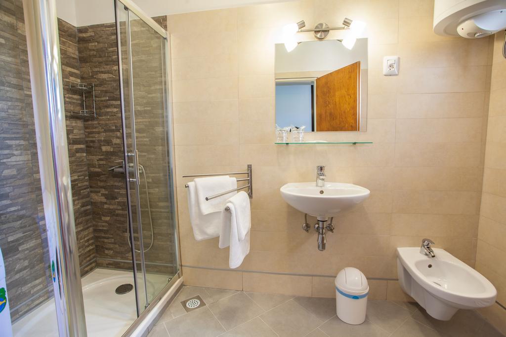 Apartman Petra Cres Exteriér fotografie
